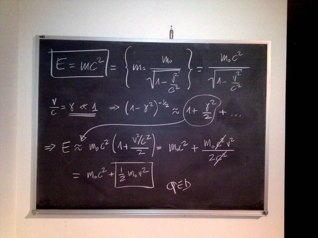 How to break in a new chalkboard